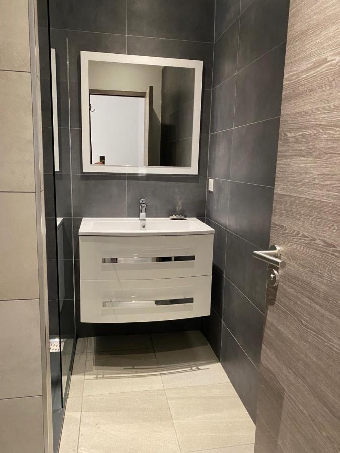 Residence Lmg Портисио Екстериор снимка