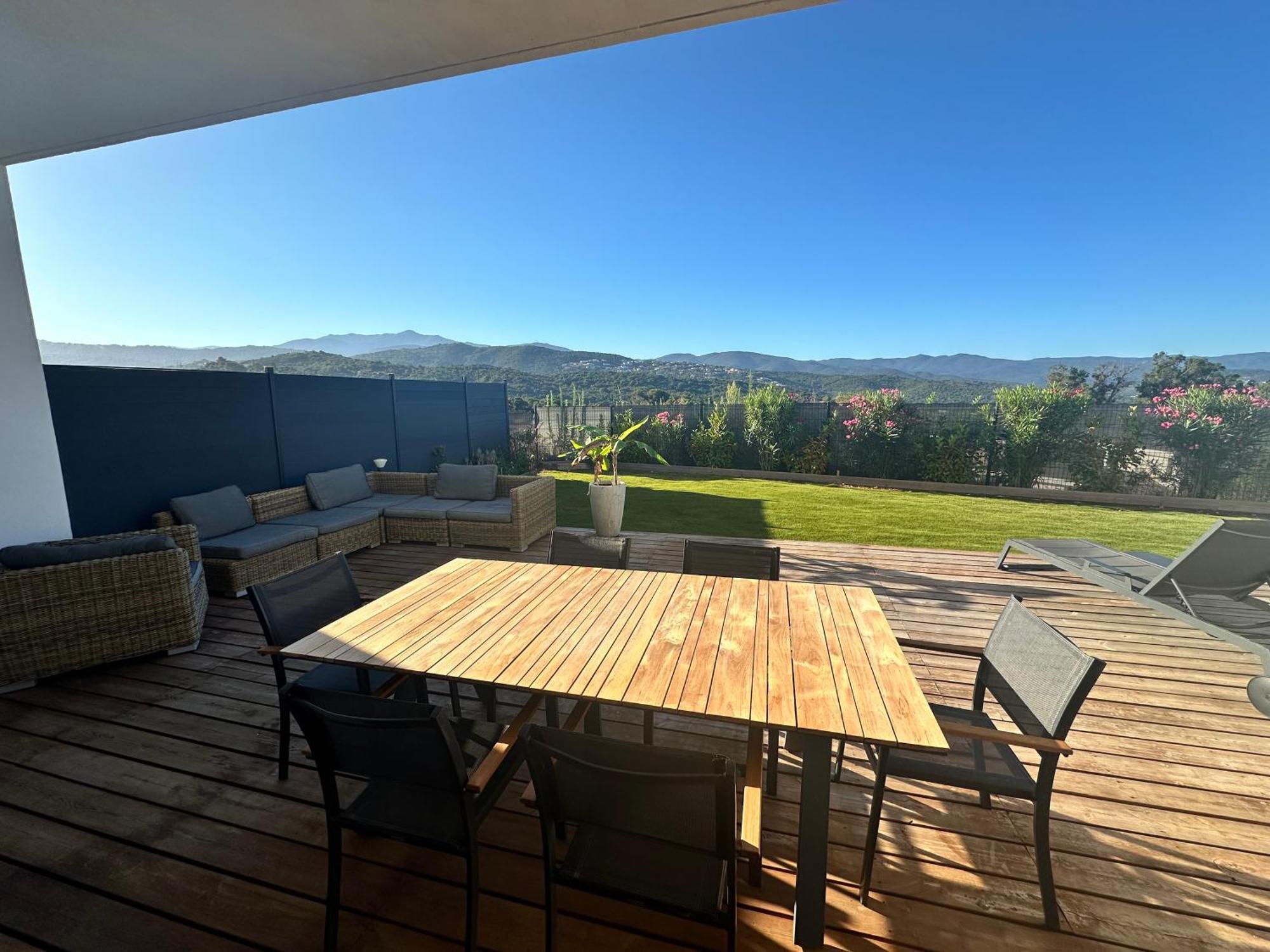 Residence Lmg Портисио Екстериор снимка